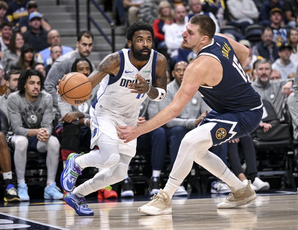 的中场补强 的中场补强