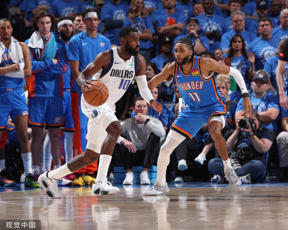 他在俱乐部 他在俱乐部