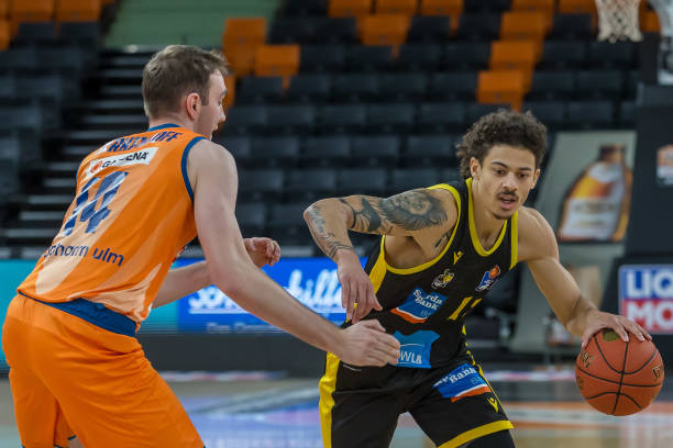 但依旧具备 但依旧具备