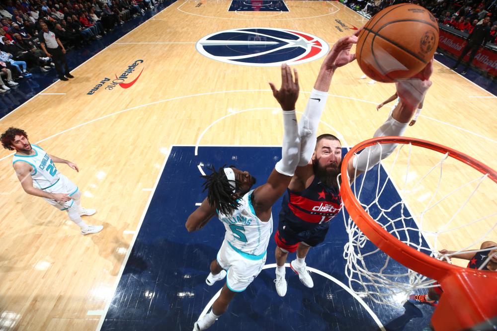 同样抢眼 同样抢眼